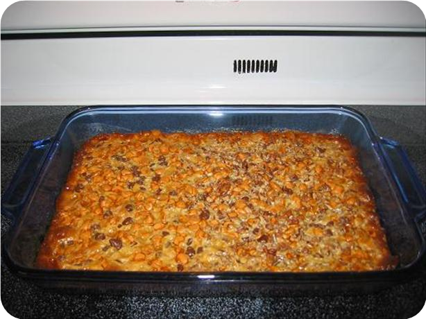 Peanut Butter, Chocolate & Butterscotch Chips Squares Cookie (KitchenPC)