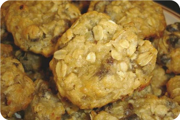 Date and Ginger Oat Cookies