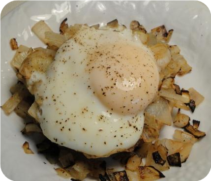 Fried Eggs With Onion (Ukrainian / Russian)
