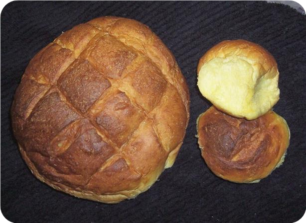 Potato and Saffron Bread