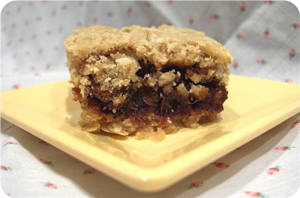 Date Raisin Squares - Microwave