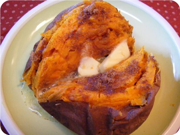 Cinnamon Baked Sweet Potatoes / Yams