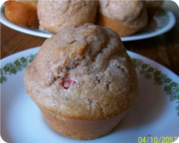 Fresh Strawberry Muffins