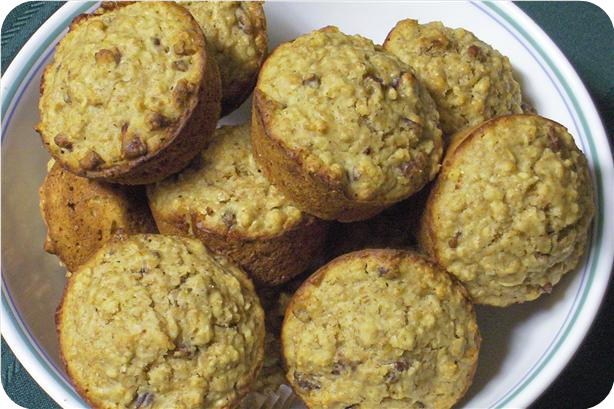 Lemon Pecan Oatmeal Muffins