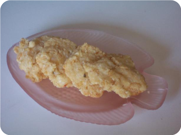 Sesame-Cheese Crispies