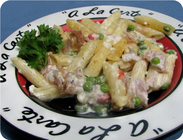 Creamy Penne With Prosciutto, Pimiento and Peas