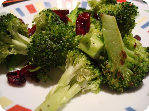 Garlic Broccoli With Cranberries