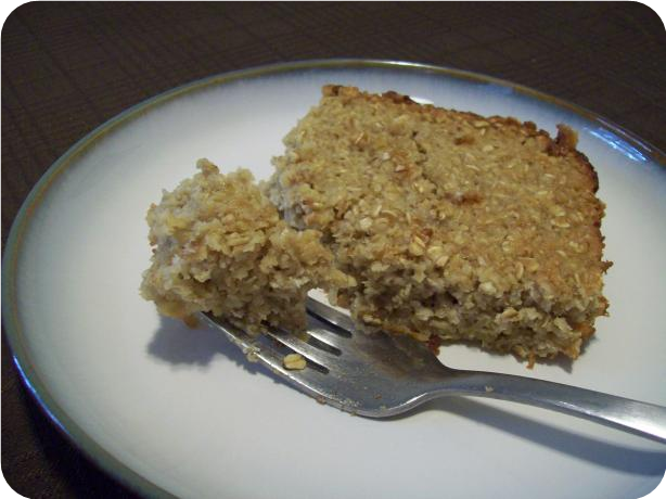 Easy Baked Apple Oatmeal Breakfast