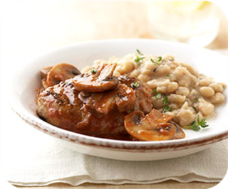 Turkey salisbury steaks with white bean mash 