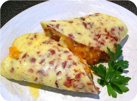 Bacon Cheddar Rolled Omelet