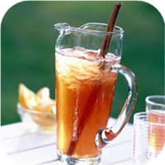 Spiced cranberry tea punch 