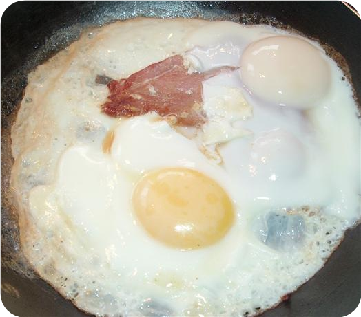Ham and eggs - Schinken mit Ei