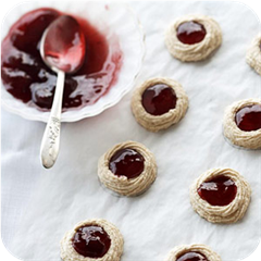Cherry-Almond Meringue Cookies 