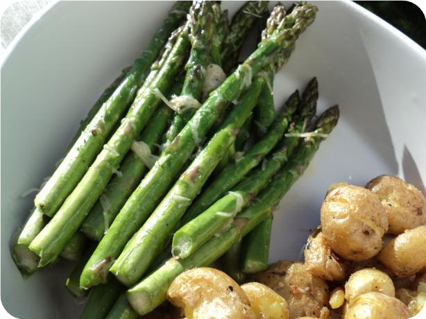 Asparagi Alla Parmigiana (Italian Asparagus Gratin)