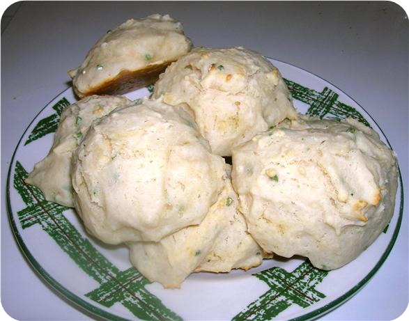 Sour Cream-Chive Drop Biscuits