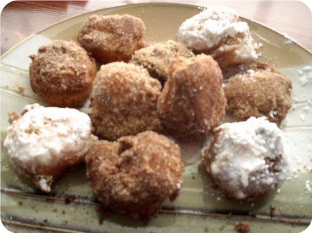 Cinnamon Doughnut Holes