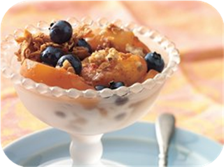 Peach and Blueberry Crisp with Crunchy Topping