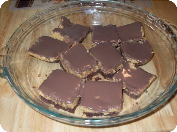Reese's Peanut Butter Squares (No Bake)