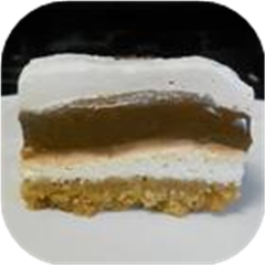 Piggy Pudding Dessert Cake
