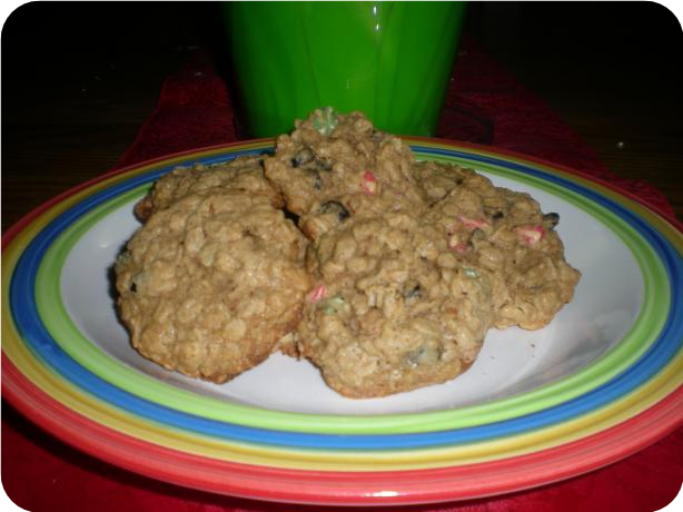 White Chocolate and Cranberry Oatmeal Cookies