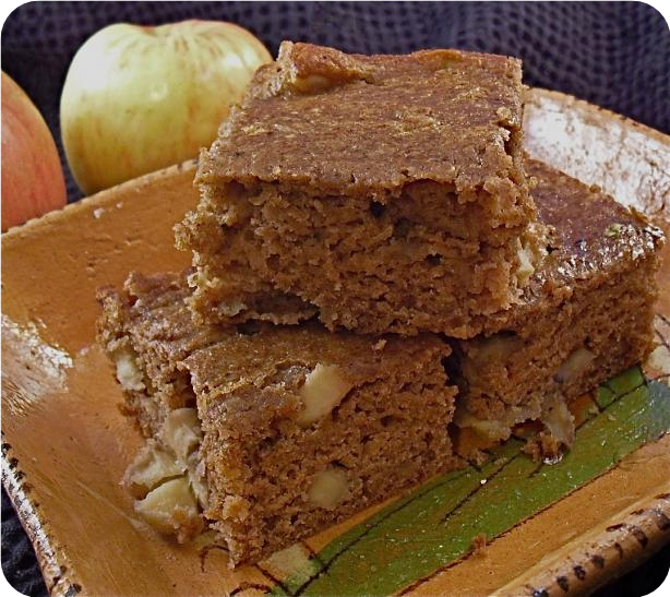 Applesauce Cake