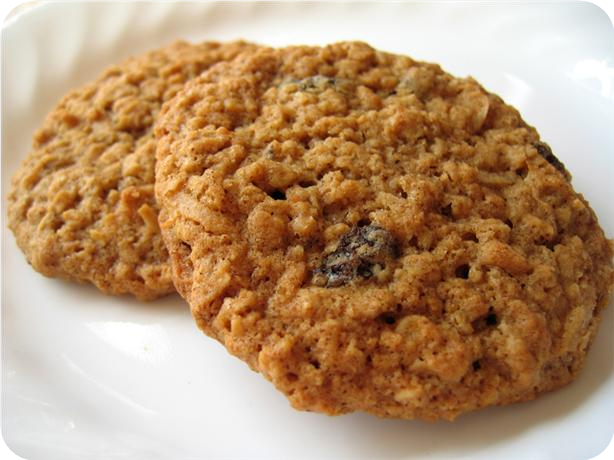 Chewy Evil Oatmeal Raisin Coconut Cookies