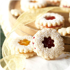 Raspberry Sugar Cookie sandwiches