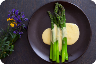 Asparagus with Hollandaise Sauce Recipe