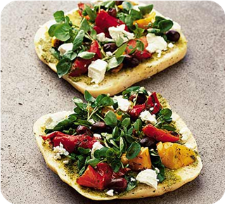 No-cook goat's cheese pizza 