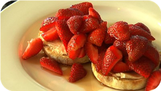 English Muffins With Strawberries