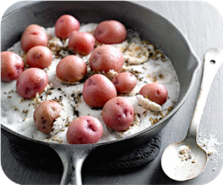 Skillet salt-roasted potatoes 