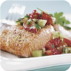 Salmon with fruit salsa 