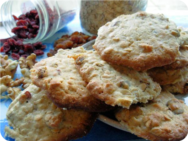 Lotsa Oatmeal Cookies