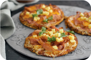 Ham and pineapple pizza