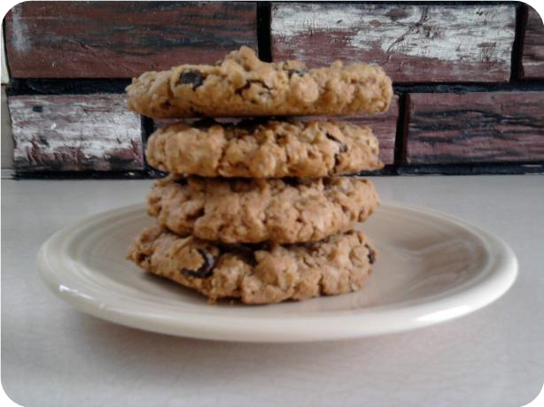 Rachael Ray's Oatmeal-Raisin Cookies