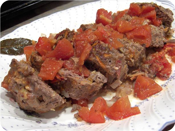 Meatloaf With Tangy Tomato Gravy