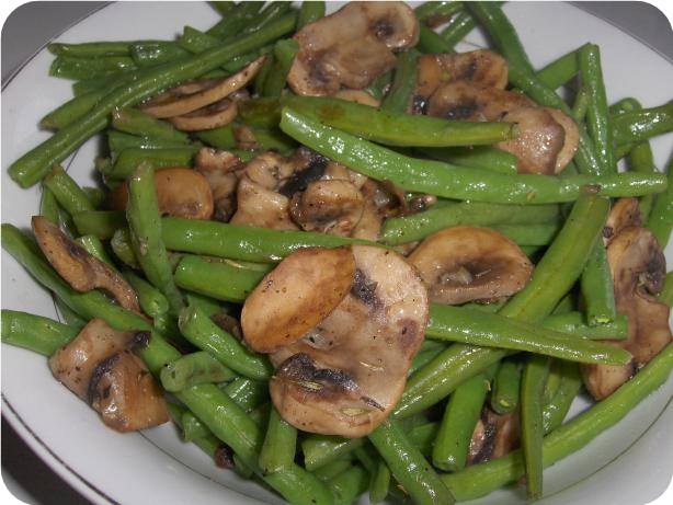 Herbed Green Beans and Mushrooms