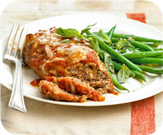 Mini meat loaves with green beans 