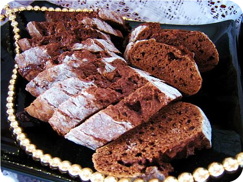 Healthy Low-Calorie Chocolate Biscotti