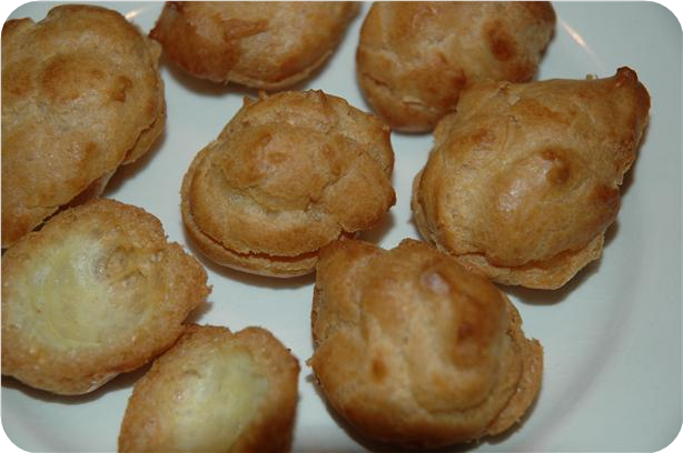Suzi's Pop-Over Puffs