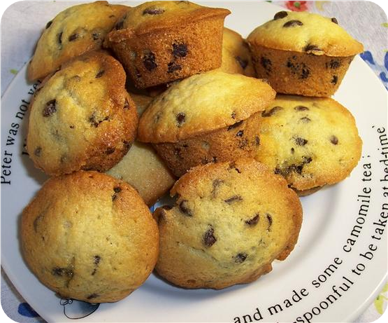 Chocolate Chip Mini-Muffins