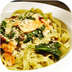 Salmon and Spinach Fettuccine