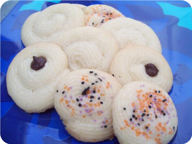 3 Ingredient Melt in Your Mouth Shortbread Cookies
