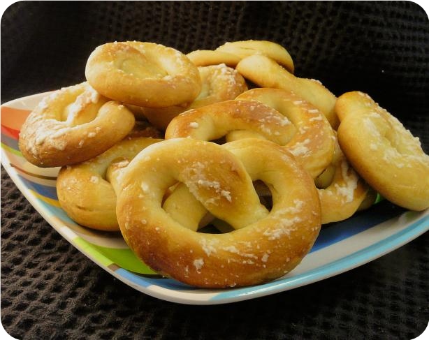 Hungarian Pretzels (Perec)