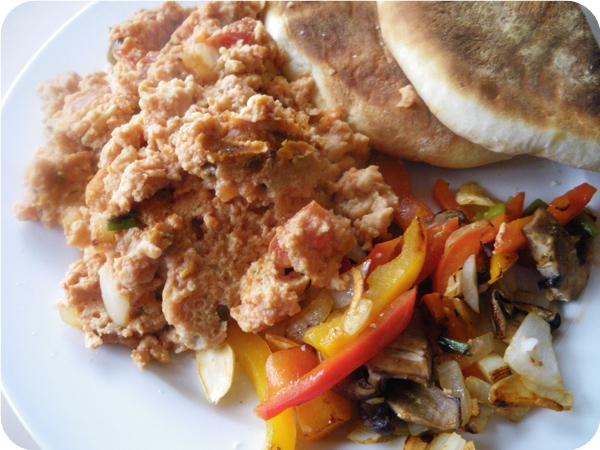 Shikshuka (Scrambled eggs and tomatoes)(شكشوكه)