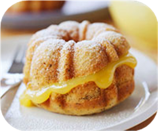 Earl grey pound cake with lemon curd 