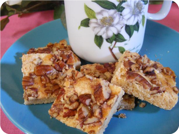 Rich Butter Pecan Cookies