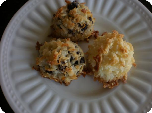 Soft Coconut Macaroons