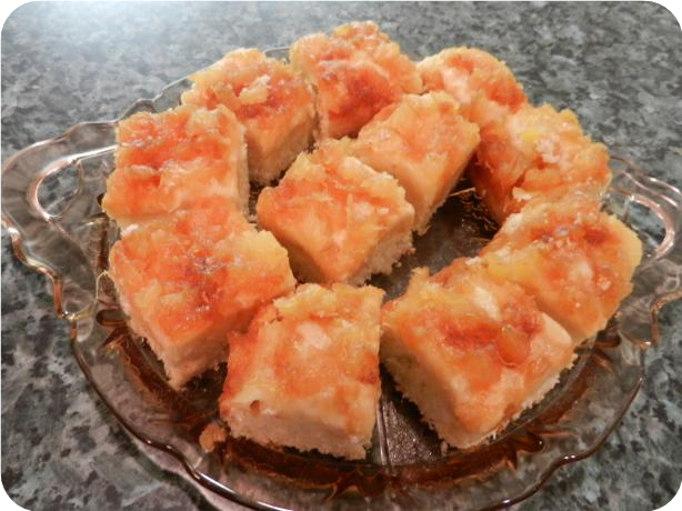 Pineapple Right Side up Snack Cake