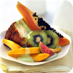 Angel food cake with tropical fruits 